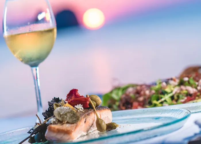 Melian Boutique & 4* Pollonia