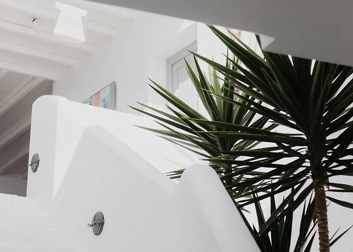 Melian Boutique & 4* Pollonia