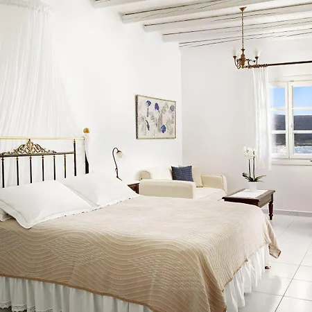 Melian Boutique & Поллония