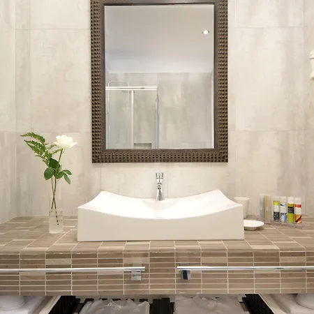 Melian Boutique & 4*