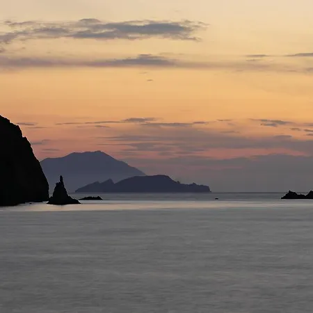 Melian Boutique & 4* Поллония